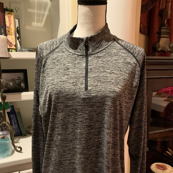 Under Armour Tops - Under ARMOUR 1/2 zip HEAT GEAR WOMENS SIZE L